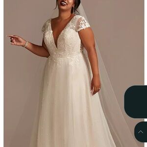 Elegant Cream Wedding Dress